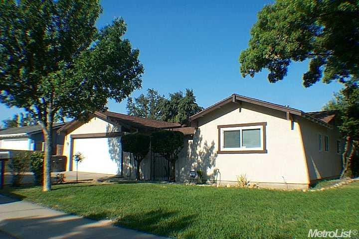 1525 Virlee Dr, Modesto, CA 95355 photo 1
