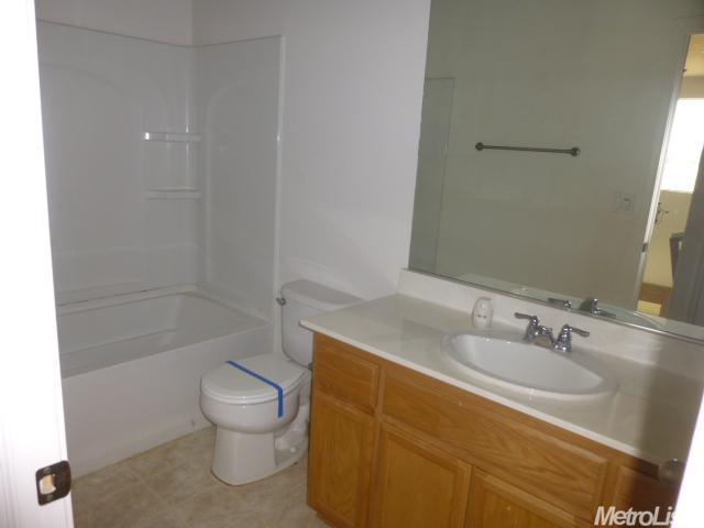 7272 Pelican Ct, Winton, CA 95388 photo 10