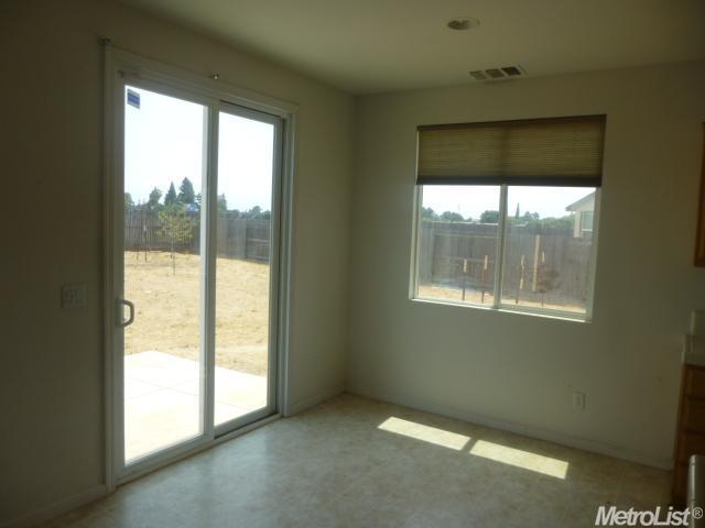 7272 Pelican Ct, Winton, CA 95388 photo 6