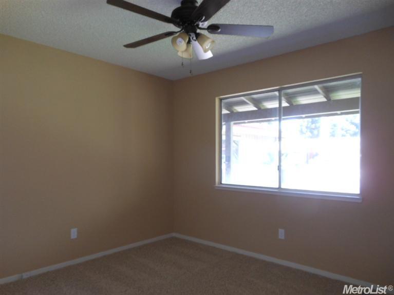 1440 Warfield, Modesto, CA 95350 photo 13