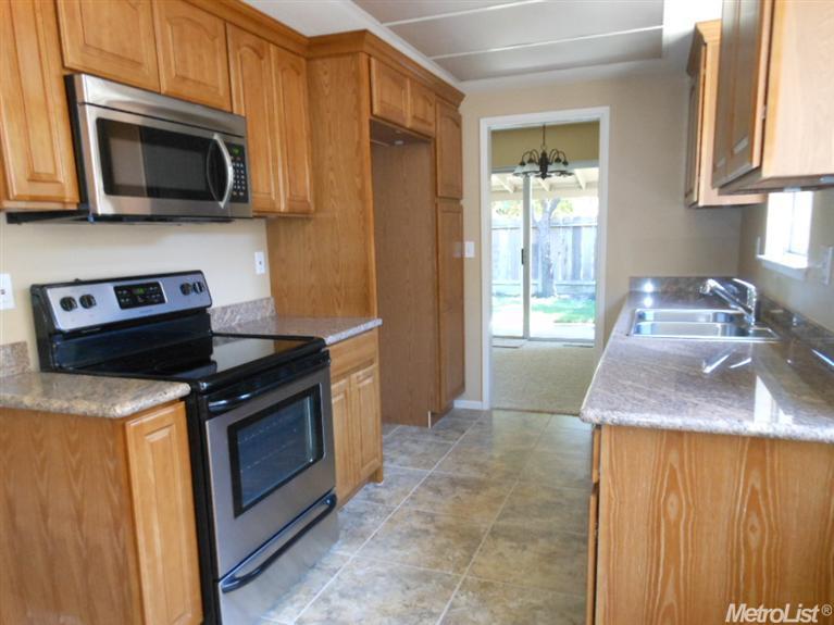 1440 Warfield, Modesto, CA 95350 photo 7