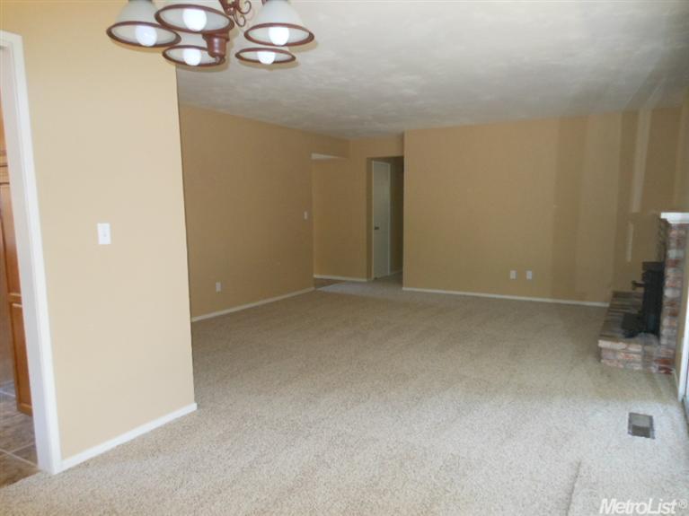 1440 Warfield, Modesto, CA 95350 photo 8