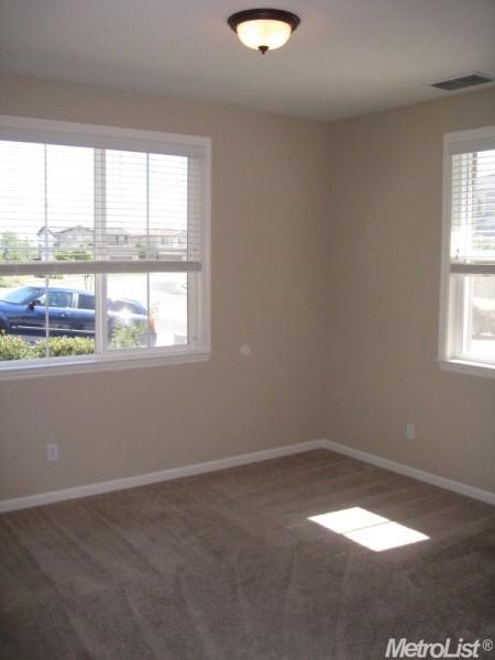 16157 Sheltered Cv E, Lathrop, CA 95330 photo 3