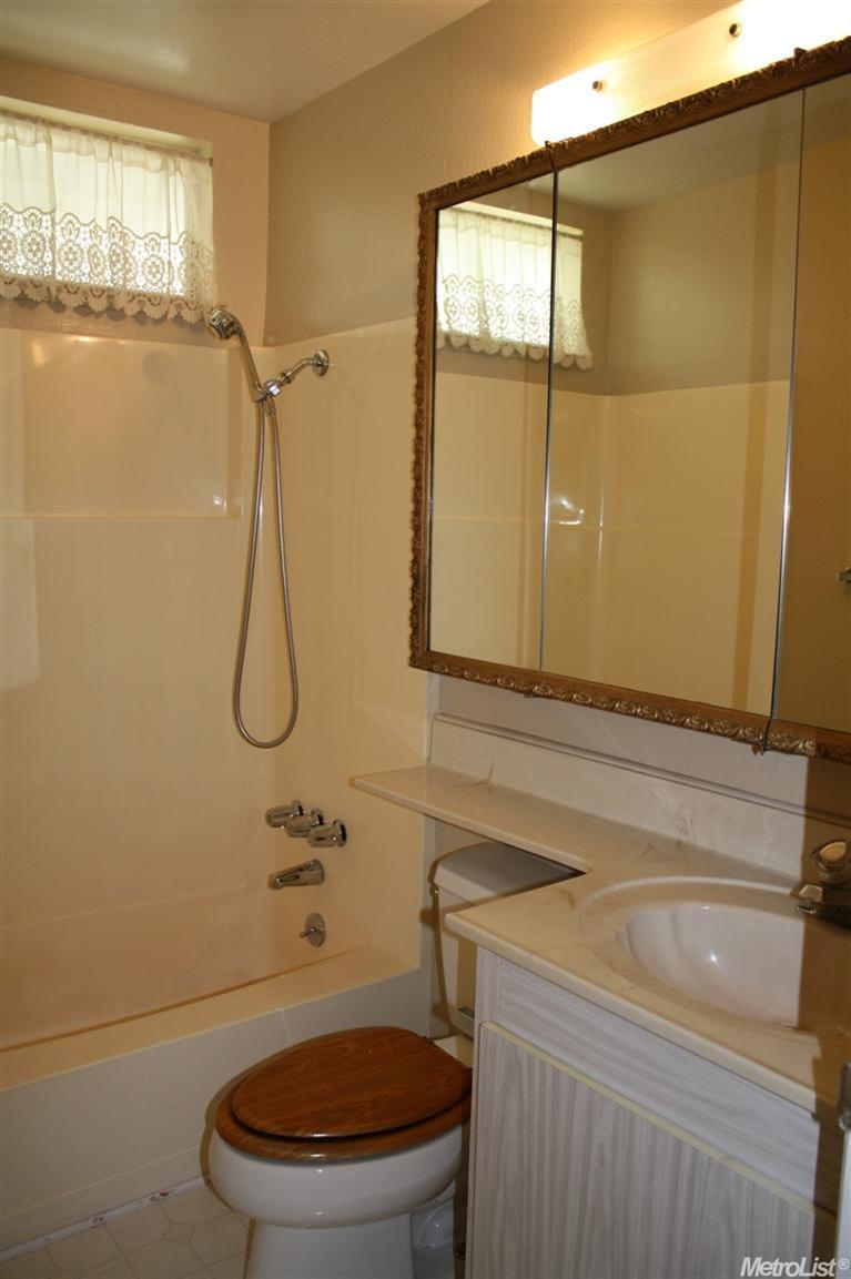 1351 Standridge Ct, Tracy, CA 95376 photo 8
