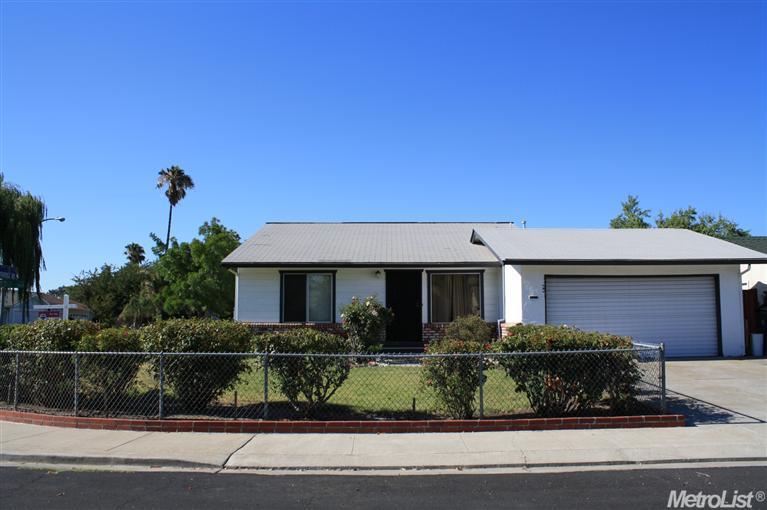 1351 Standridge Ct, Tracy, CA 95376 photo 1