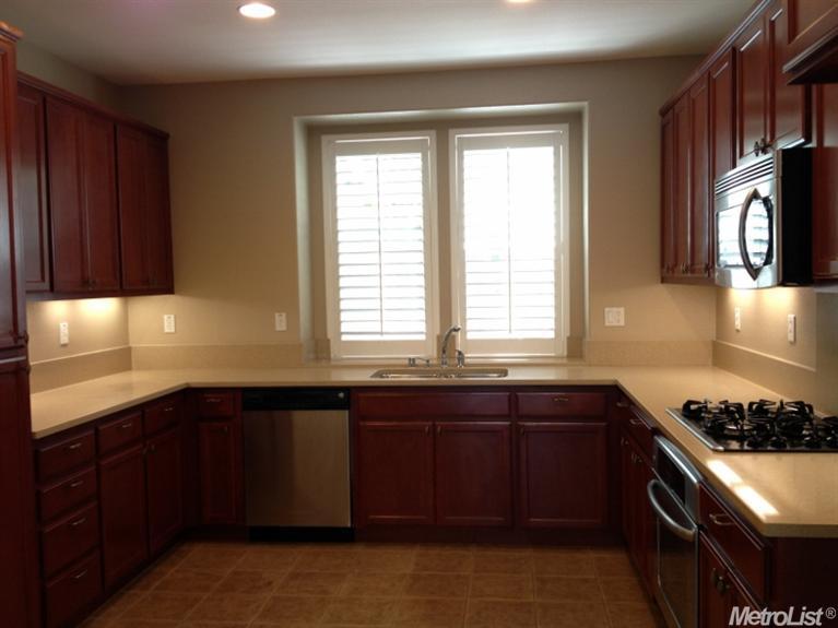 1076 Sallie, Tracy, CA 95376 photo 4