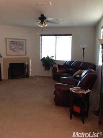 16471 Adobe Ct, Lathrop, CA 95330 photo 3