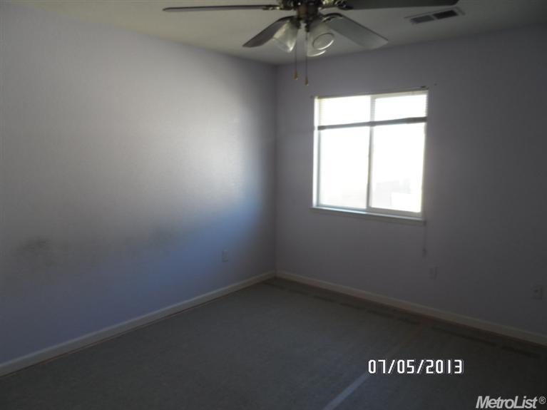 2463 Donatello St, Manteca, CA 95337 photo 8