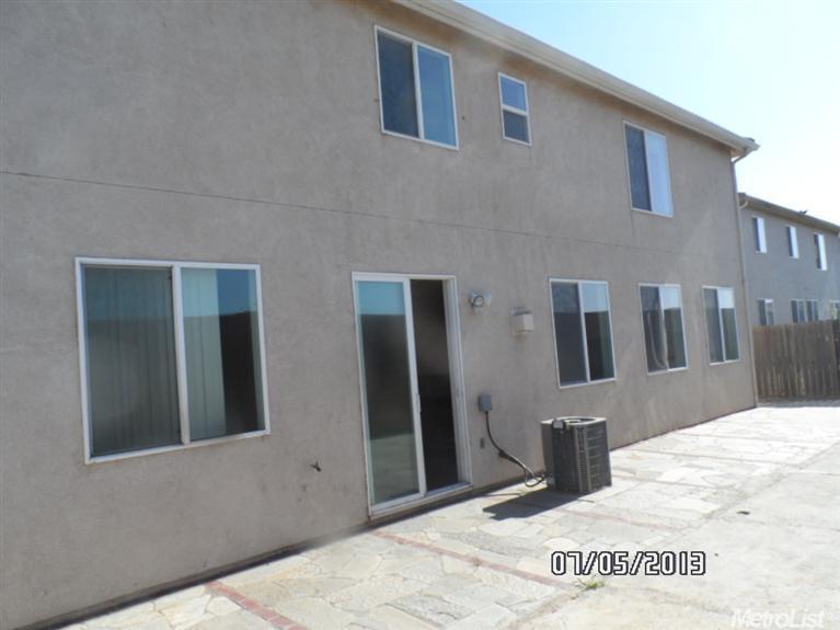 2463 Donatello St, Manteca, CA 95337 photo 10