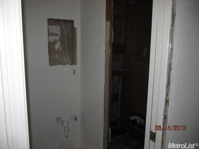 4765 Hixon Cir, Carmichael, CA 95608 photo 8