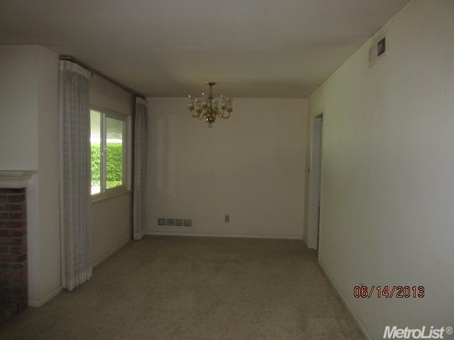4765 Hixon Cir, Carmichael, CA 95608 photo 3