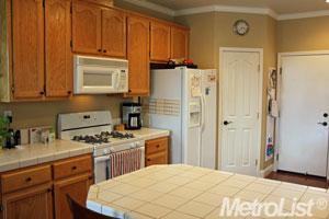 3131 Aaron Dr, Rocklin, CA 95765 photo 17