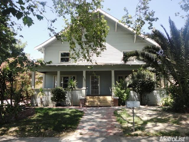 117 Angelus, Turlock, CA 95380 photo 1