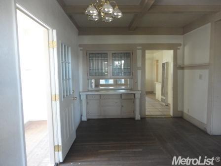 117 Angelus, Turlock, CA 95380 photo 2