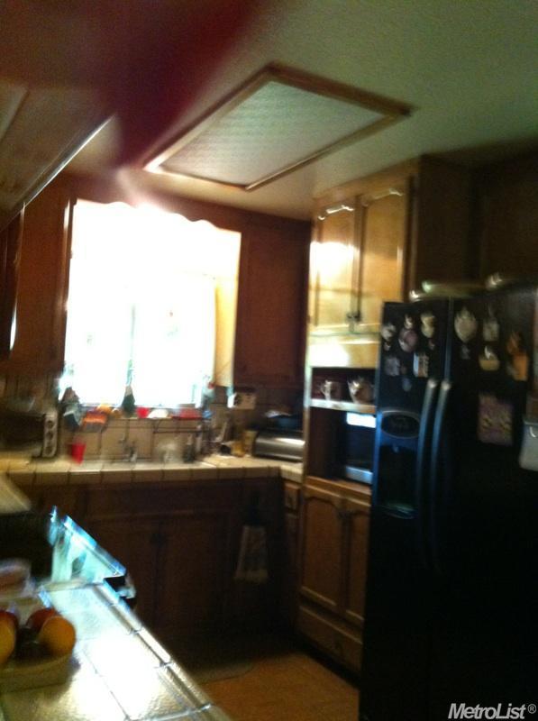2429 Lavon Ln, Ceres, CA 95307 photo 4