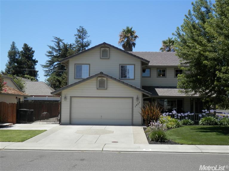 1801 Kit Fox Dr, Hughson, CA 95326 photo 1