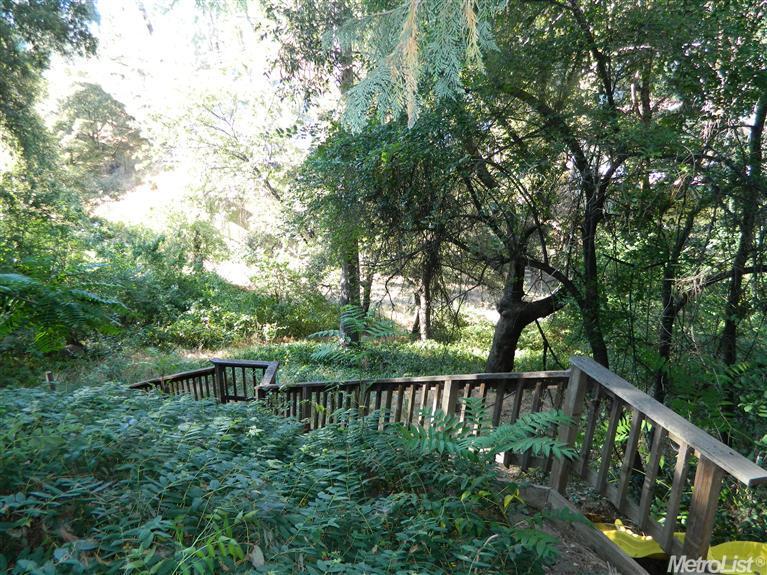 211 W Oak St, Colfax, CA 95713 photo 3