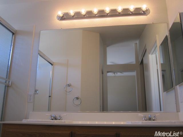 1422 Whittingham Dr, Tracy, CA 95377 photo 6