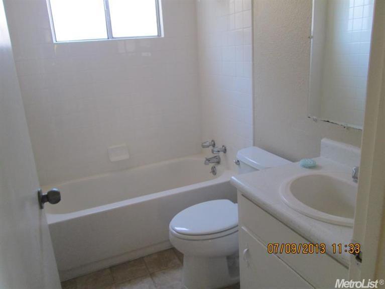 3012 Freedom, Modesto, CA 95354 photo 4