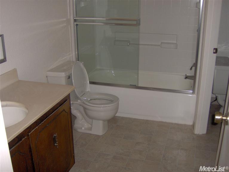 820 Arnold St, Davis, CA 95618 photo 4