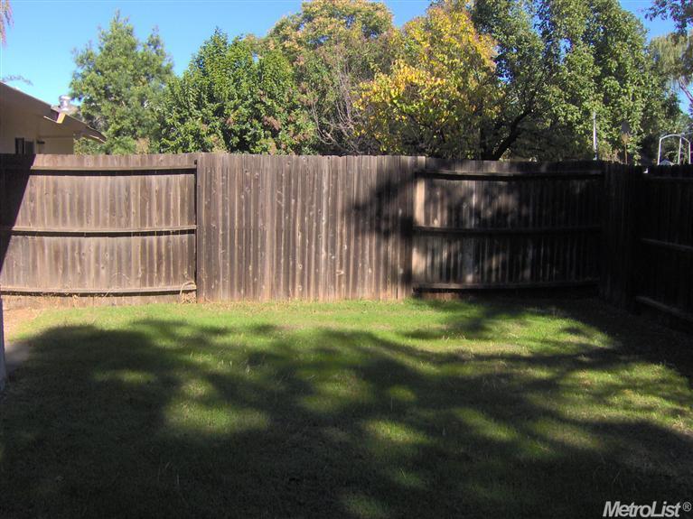 820 Arnold St, Davis, CA 95618 photo 2