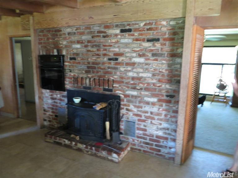 11114 E Comstock Rd, Stockton, CA 95215 photo 10