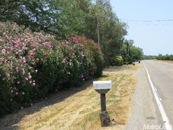 11114 E Comstock Rd, Stockton, CA 95215 photo 5