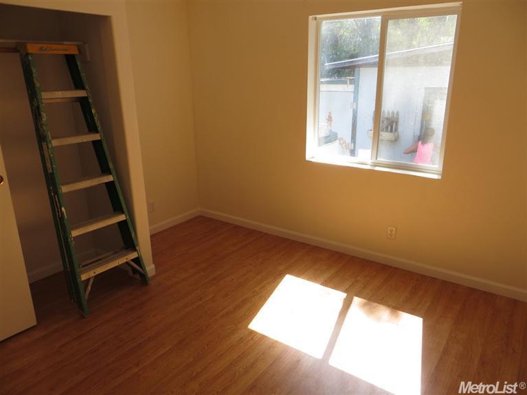 11114 E Comstock Rd, Stockton, CA 95215 photo 22