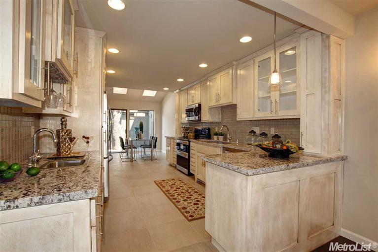 14 Riverbank Pl, Carmichael, CA 95608 photo 8