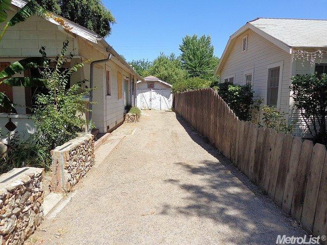 419 Sutter Ave, Modesto, CA 95351 photo 4