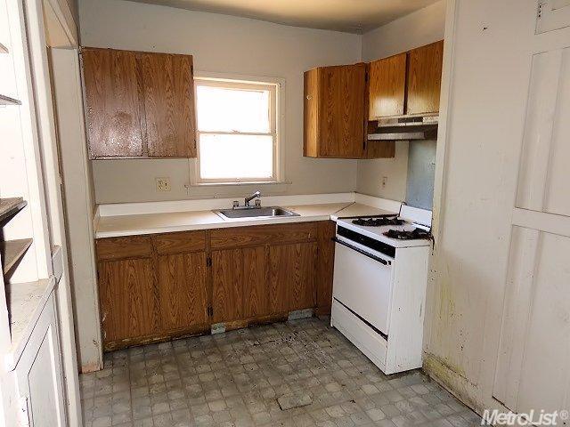 419 Sutter Ave, Modesto, CA 95351 photo 11