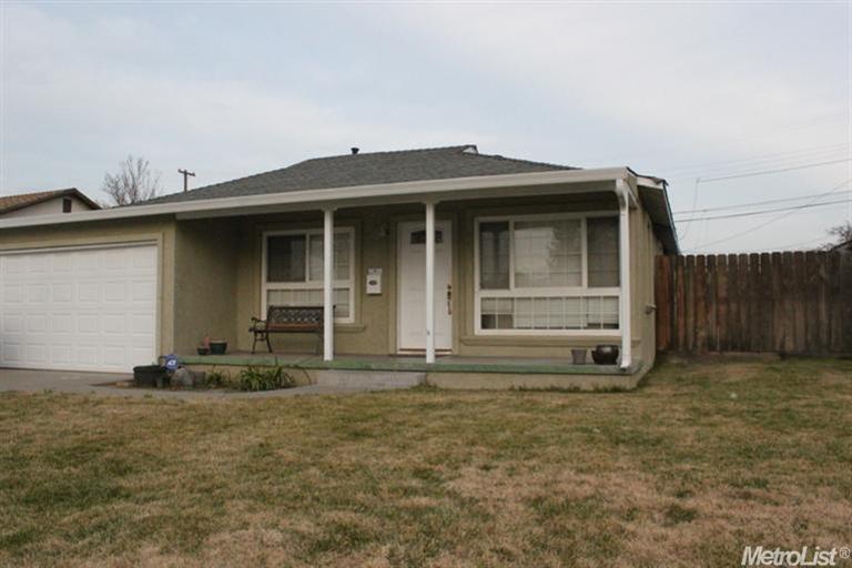 1210 Coolidge Ave, Tracy, CA 95376 photo 1