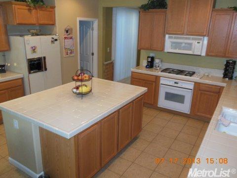 1114 Cabanel Ln, Patterson, CA 95363 photo 5