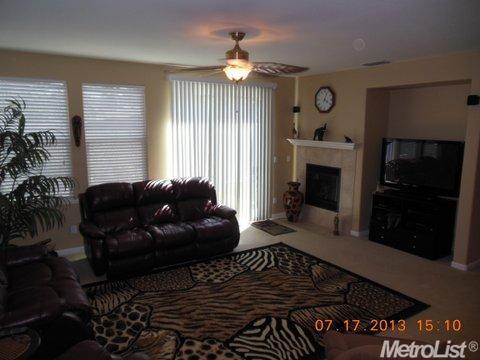 1114 Cabanel Ln, Patterson, CA 95363 photo 8