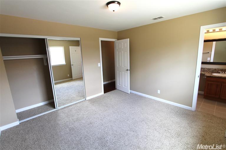 8161 Leyden St, Elverta, CA 95626 photo 17