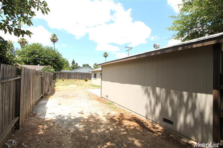 8161 Leyden St, Elverta, CA 95626 photo 23