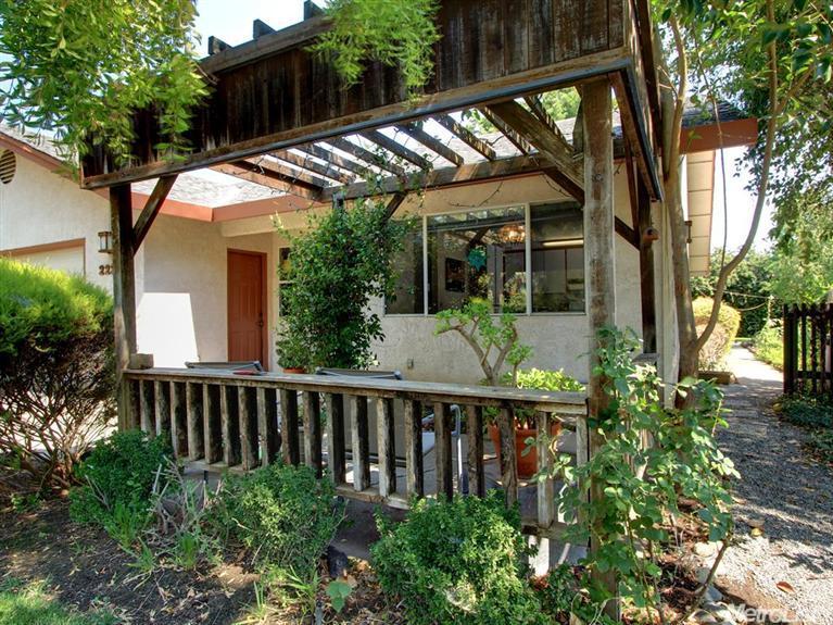 2227 Muir Woods, Davis, CA 95616 photo 2