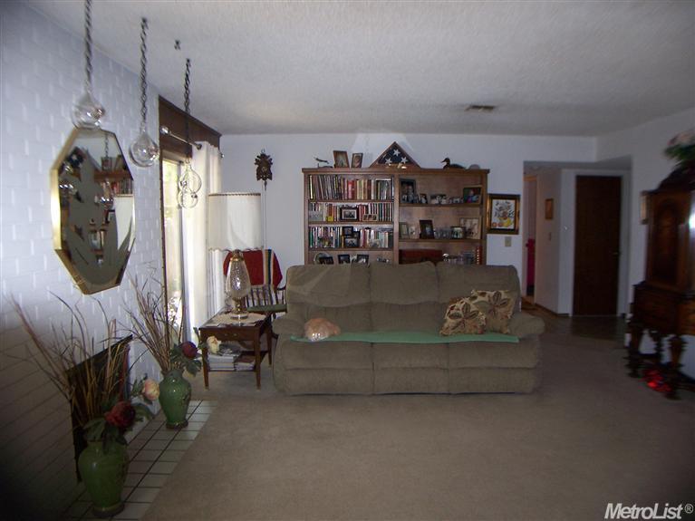 6330 Rampart Dr, Carmichael, CA 95608 photo 7