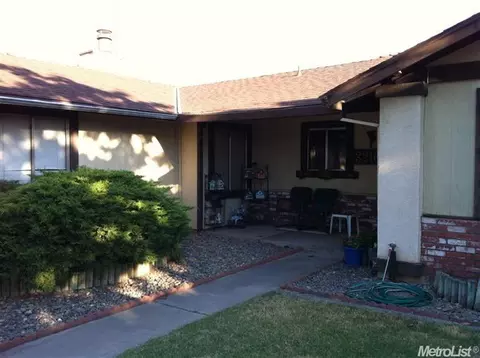 3216 Puma Way, Ceres, CA 95307 photo 1
