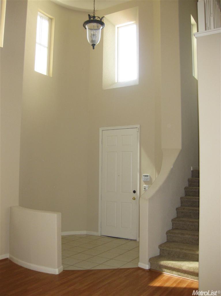 2452 Colby Ct, Tracy, CA 95377 photo 2
