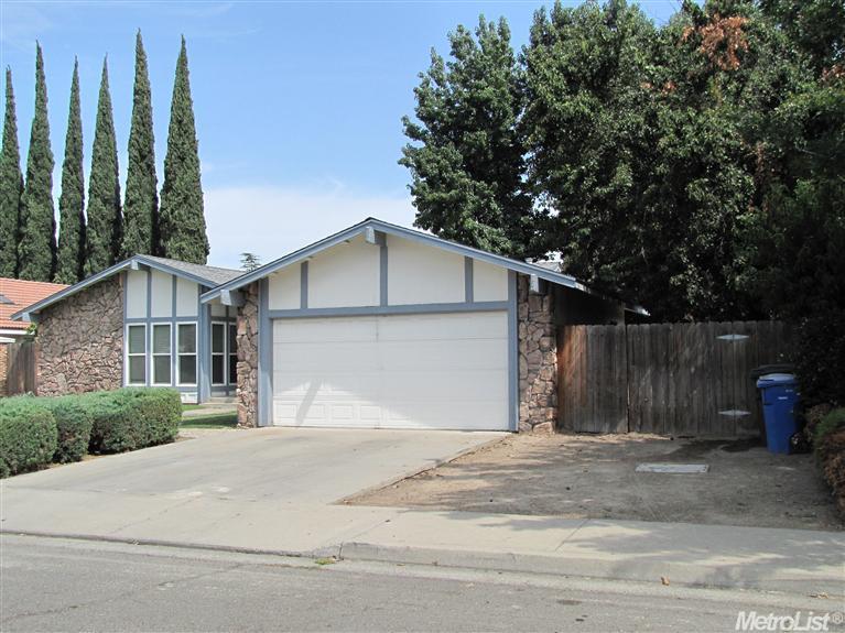 1565 Michael Way, Turlock, CA 95382 photo 2