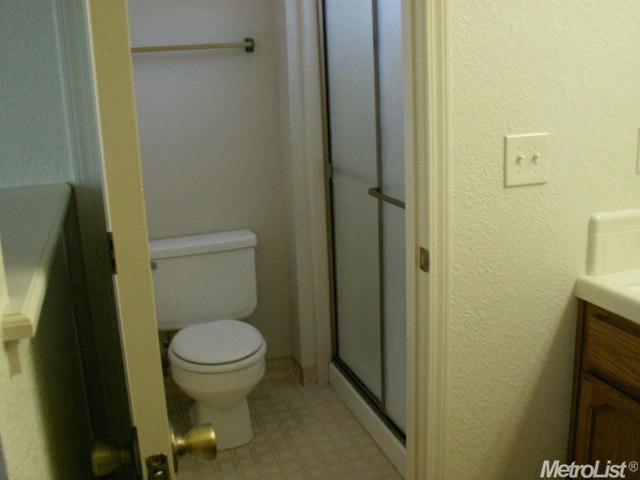 558 Van Dyken Way, Ripon, CA 95366 photo 10