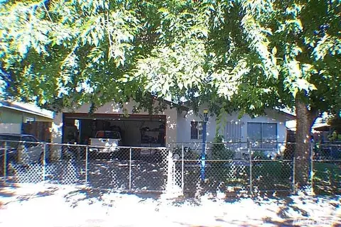 1105 Haron Ln, Modesto, CA 95351 photo 1
