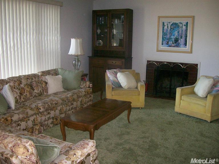 107 E Lowell Ave, Tracy, CA 95376 photo 2