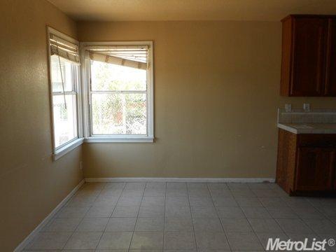 642 Acacia Ave, Manteca, CA 95336 photo 10