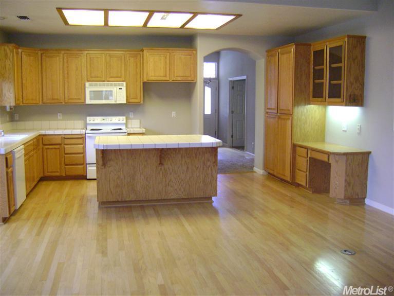 2426 N Johnson Rd, Turlock, CA 95382 photo 4