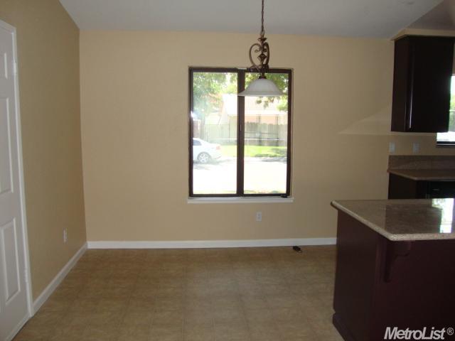 3005 Pyramid Dr, Ceres, CA 95307 photo 4