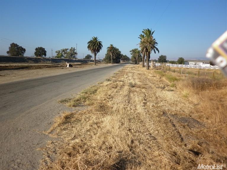 2929 Old Las Palmas Ave, Patterson, CA 95363 photo 4