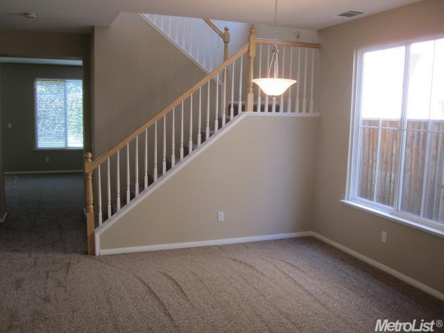 2569 Almanor Dr, Tracy, CA 95304 photo 4