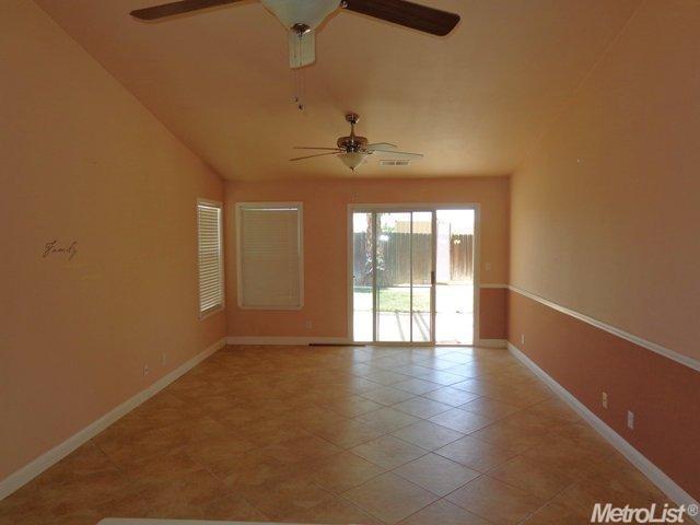 1930 Everett Ct, Hughson, CA 95326 photo 11